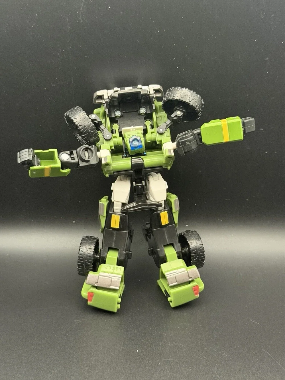 Transformers Universe 2.0 Deluxe Class Autobot Hound